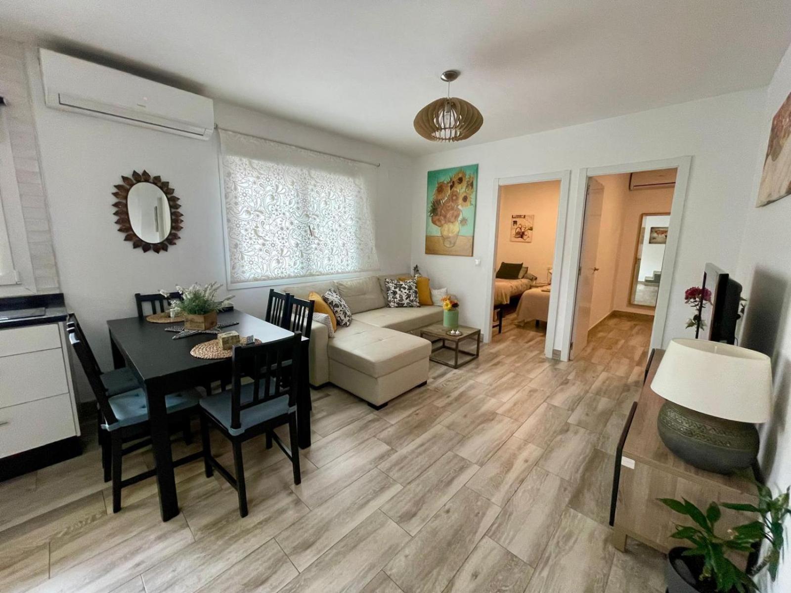 Pedregalejo Beach House مالقة المظهر الخارجي الصورة