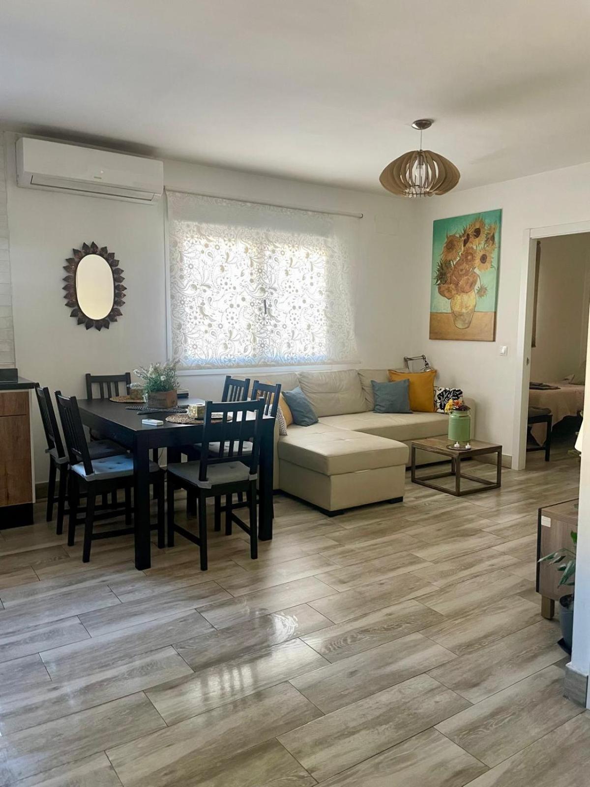 Pedregalejo Beach House مالقة المظهر الخارجي الصورة